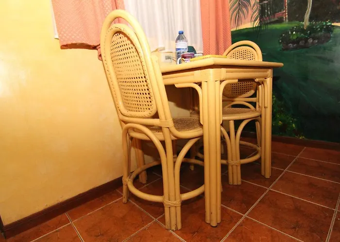 Little Broadway Hotel Alcoy